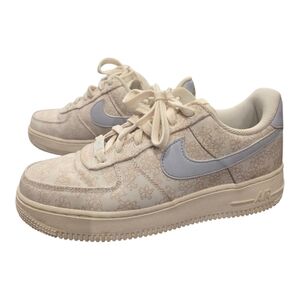 Nike Women's Air Force 1, Floral Embroidered, Size 8